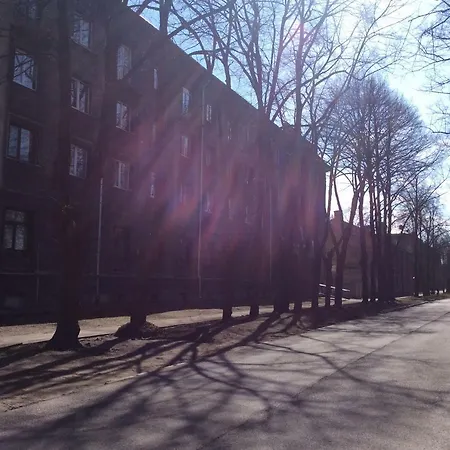 Home Apartment *