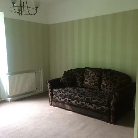 Home Apartment *